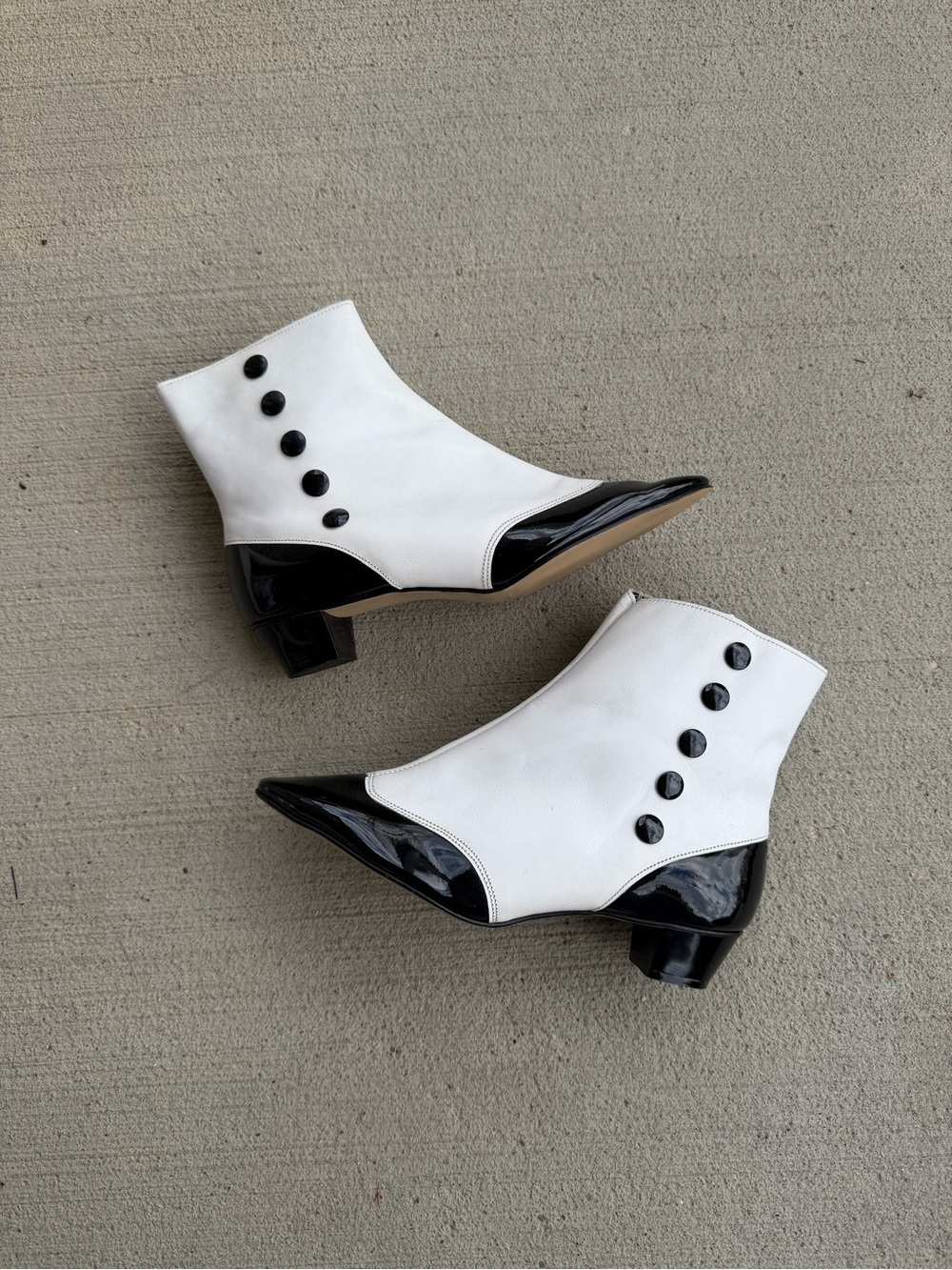 Vintage 60s Victorian Button Spat GoGo Boots Black Cap Toe Leather Womens Size 7
